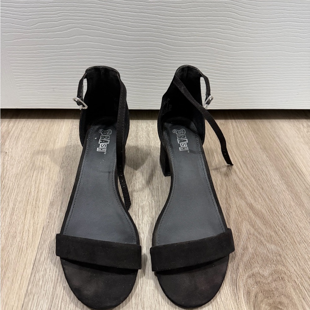 Brash Black Open-Toe Ankle-Strap Block Heel Sandals